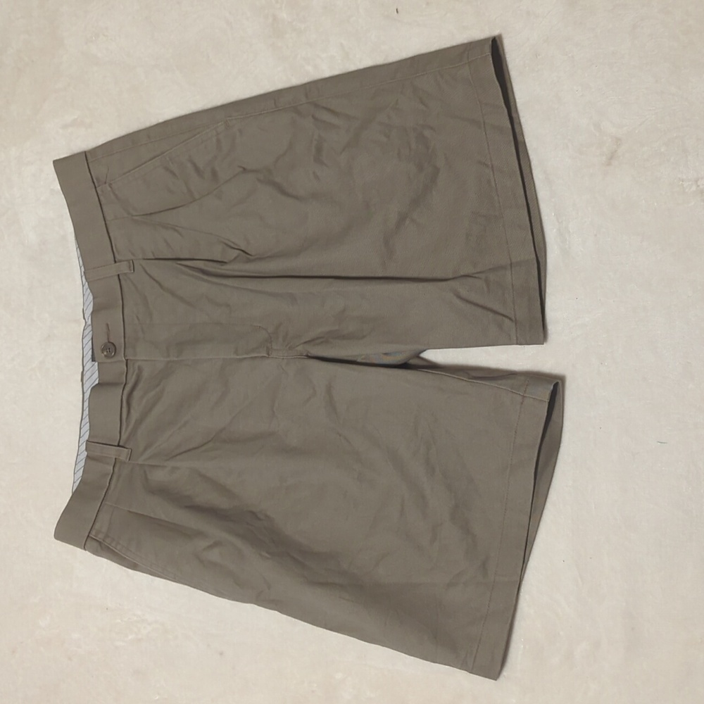 Denver Hayes men's Brown khaki shorts size 34